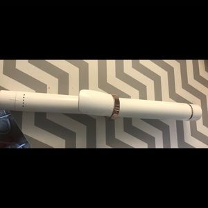 T3 curling iron 1.25 inch